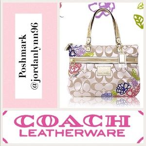COACH NWOT Poppy Signature Daisy Appliqué Purse!