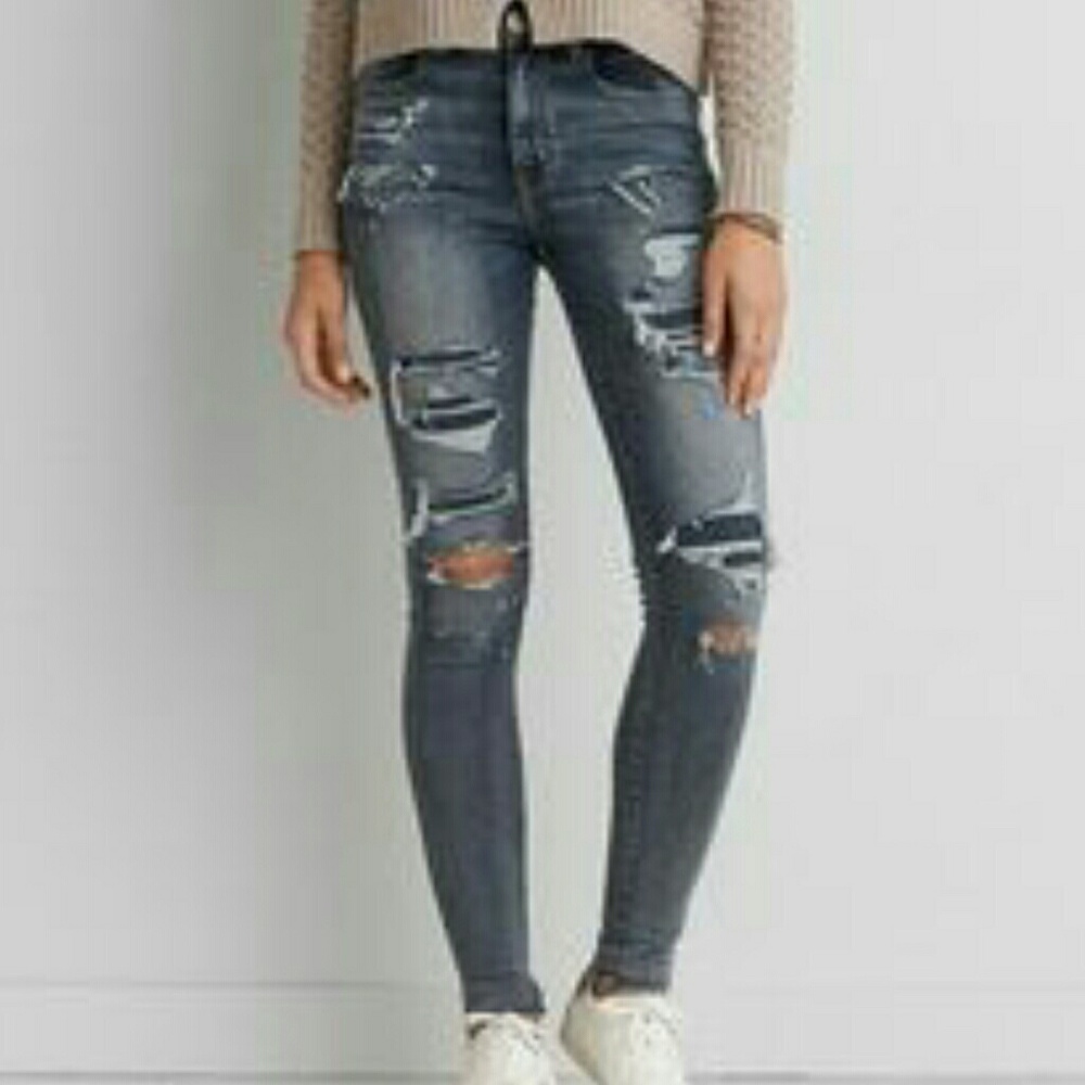 American eagle outfitters ripped jeans