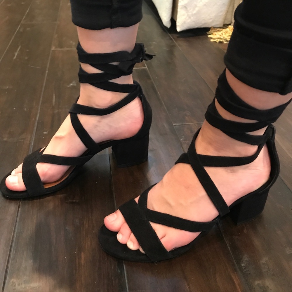 steve madden black lace up sandal