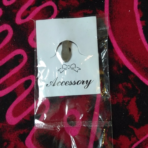 😺🆕 New Fashion Jewelry Clip - Flower Shape - Picture 3 of 3