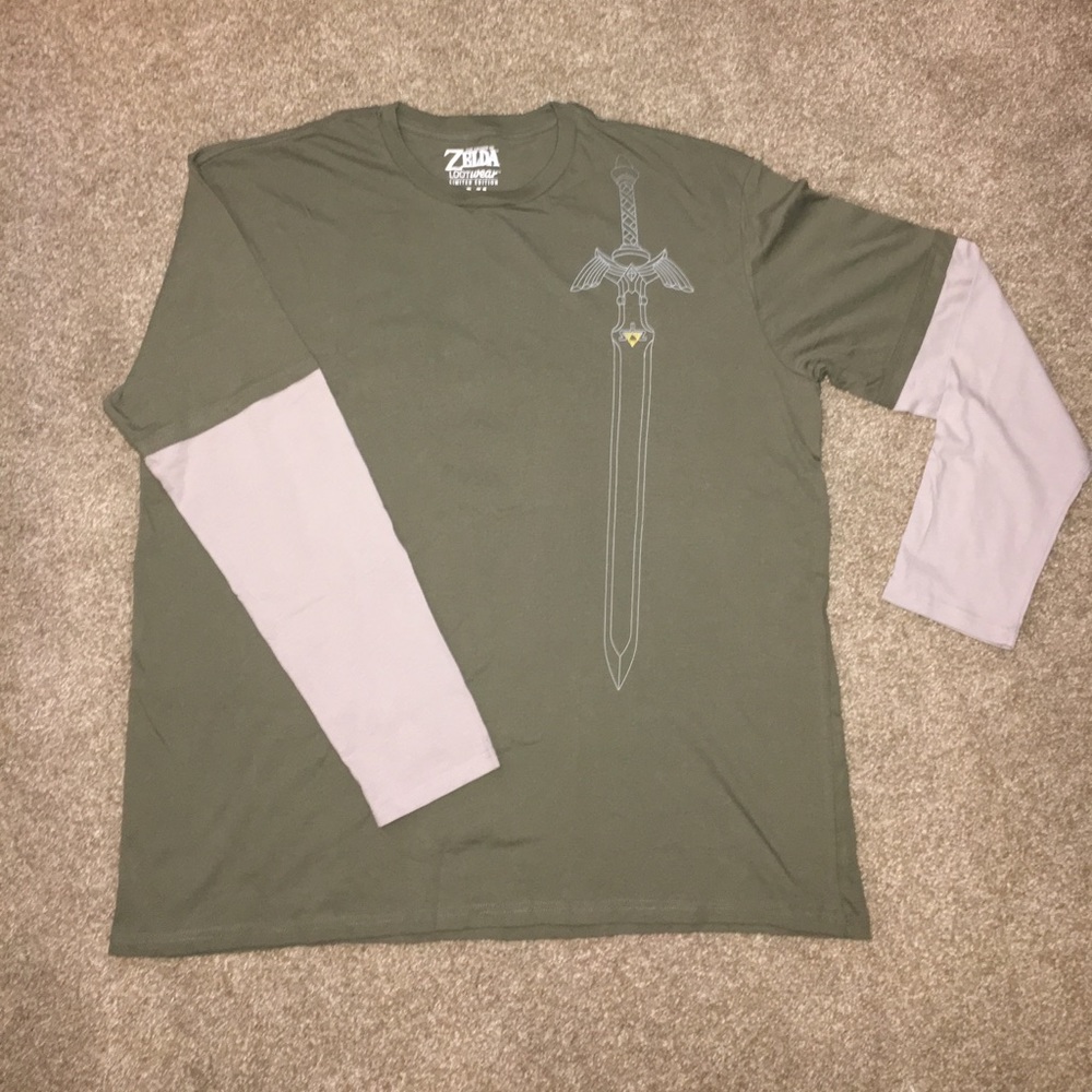 🚹NWOT Zelda Long Sleeve T-Shirt