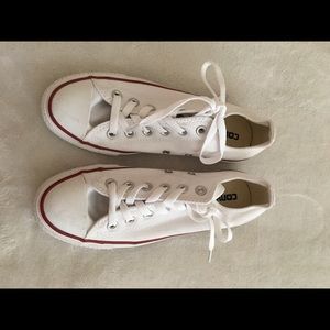 White Classic Converse All Star Chuck Taylors