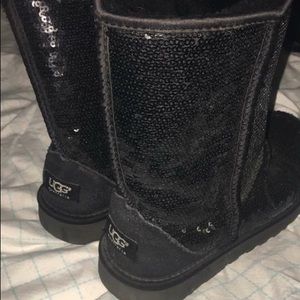 Size 10 UGG Boots! Like new, hardly worn!