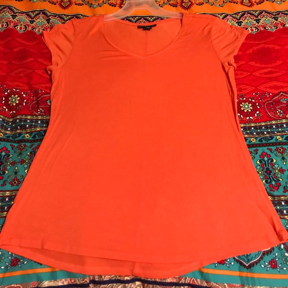 Attention peach/orange xl top