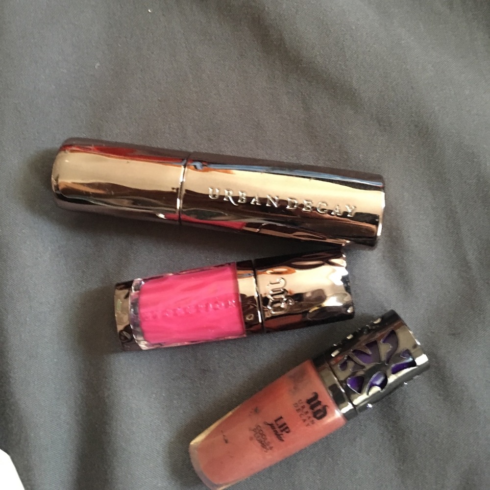 Urban decay lipstick and samples