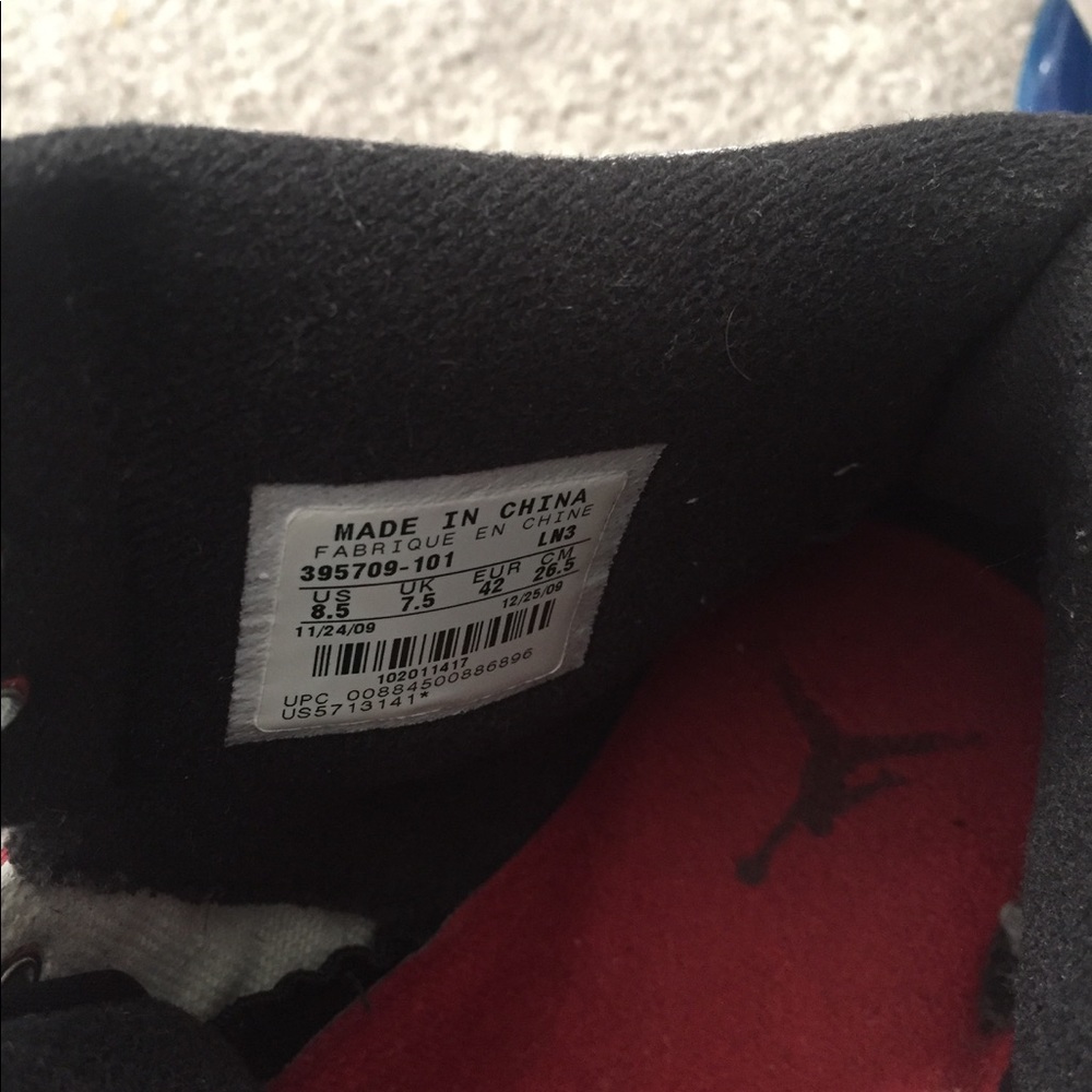 Air Jordan 2 - Picture 7 of 8