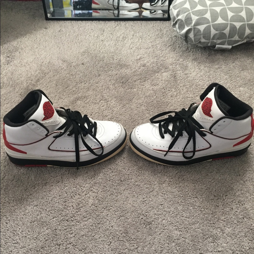 Air Jordan 2 - Picture 5 of 8
