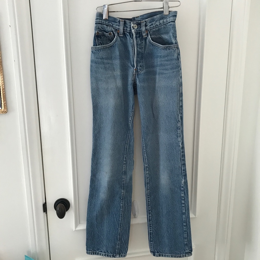 Size 24 pair of Levi's! Bought from American Rag