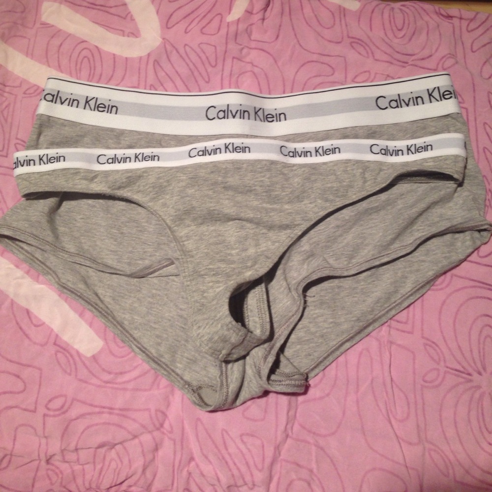 Calvin Klein Booty Short & Thong