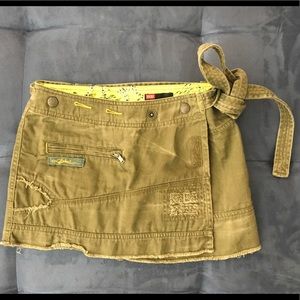 Diesel Mini Cargo Skirt size 25