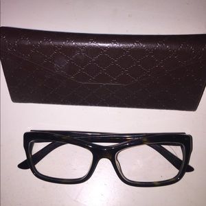 20% off! Gucci’s eyeglass frames