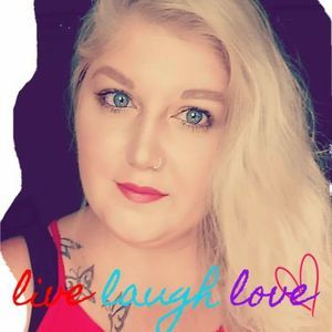 Meet your Posher, Savanah