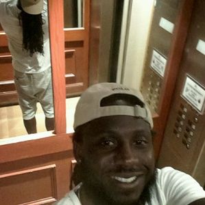 Meet your Posher, Javon