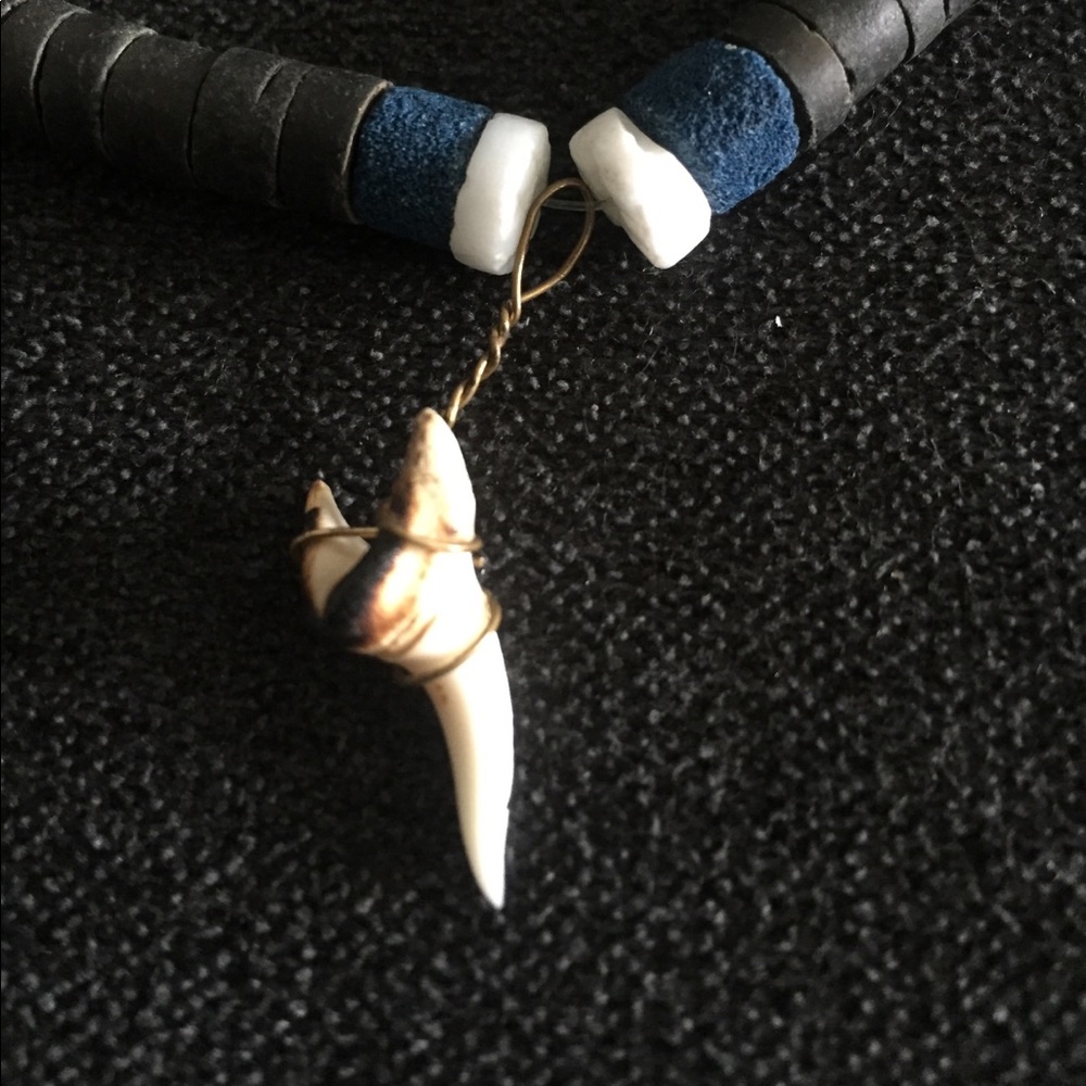 Real Shark Tooth Necklace - Twist Clasp NEW