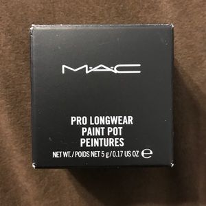 MAC Pro Longwear Paint Pot
