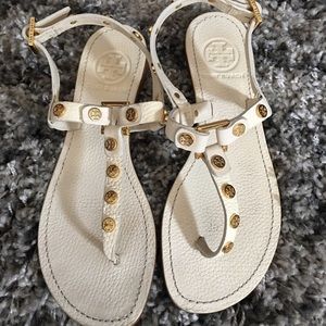 Tory Burch T strap sandals sz 6 Ivory Leather