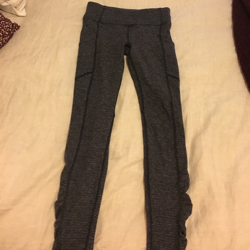 Grey lulu lemon leggings