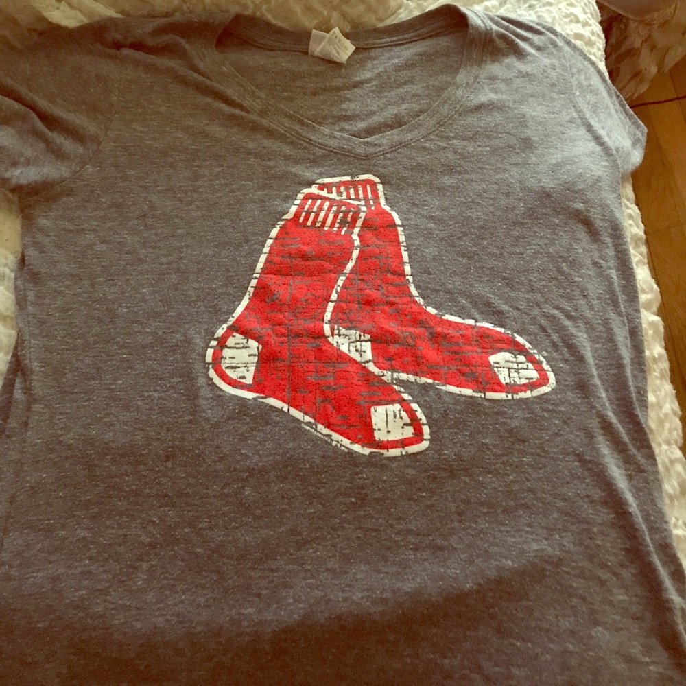 Boston Red Sox Vintage Ladies V-Neck