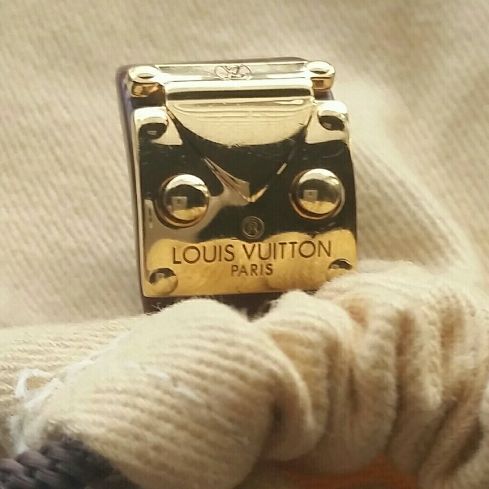 Authentic Pre-owned Louis Vuitton Burgundy Ring