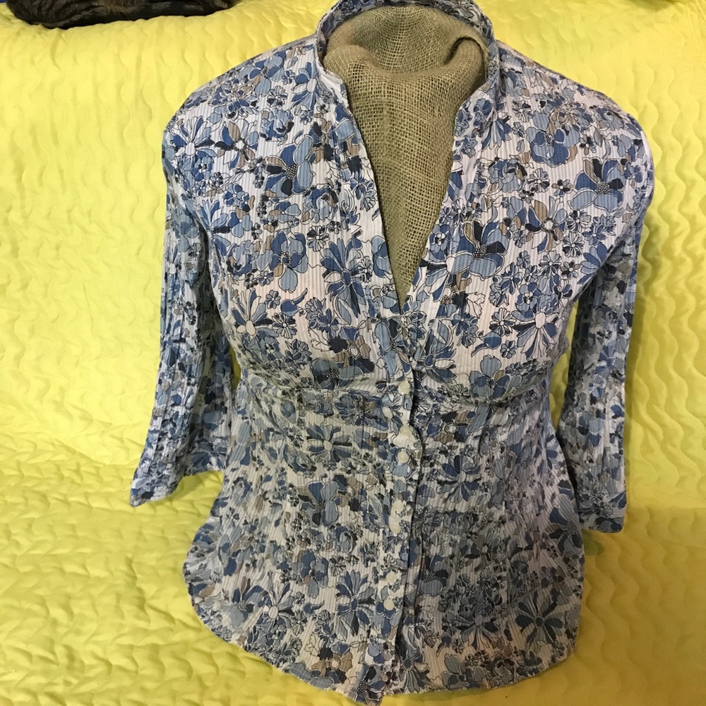 Large Blue & White Flower Blouse