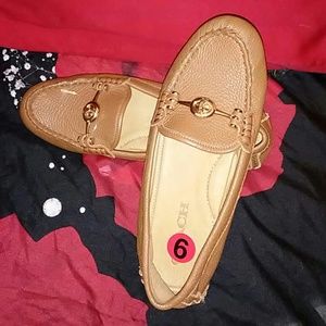 Coach Arlene moccasin loafer size 6