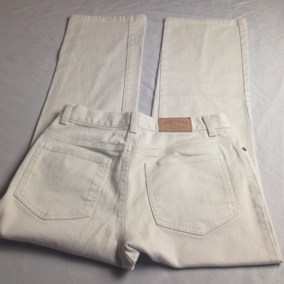 IZOD STRAIGHT JEANS EXCELLENT CONDITION - Picture 4 of 4