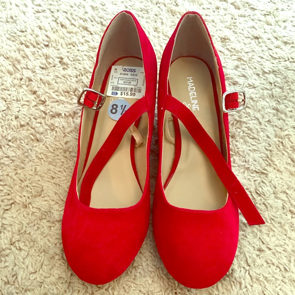 Madeline Stuart wedges