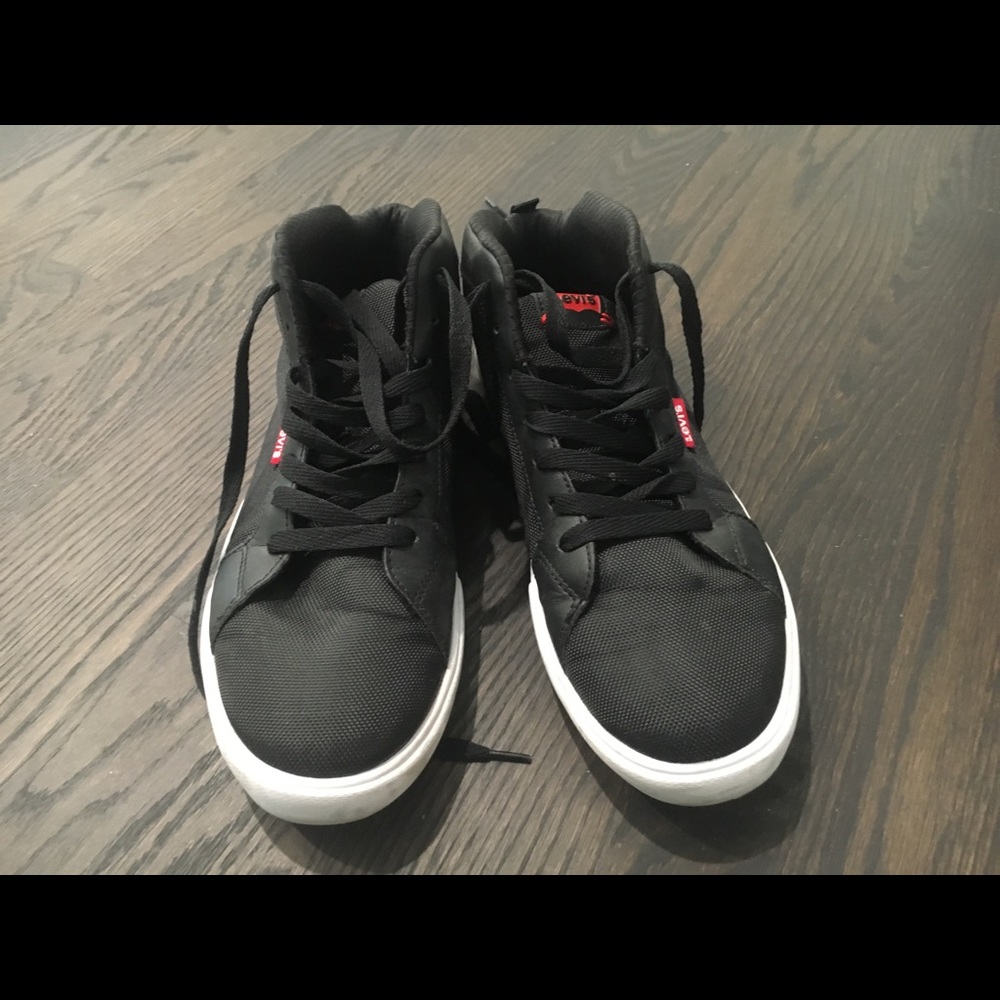 Levis high tops