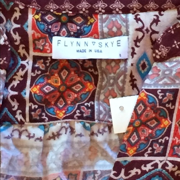 Flynn Skye Get Away Blouse Lace Front Blouse NWT - Picture 7 of 8