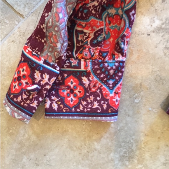 Flynn Skye Get Away Blouse Lace Front Blouse NWT - Picture 8 of 8