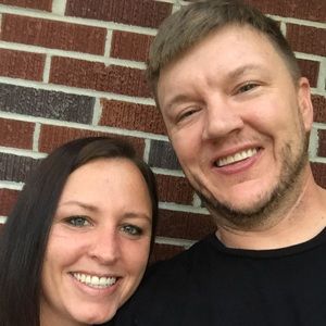 Meet your Posher, Leslie