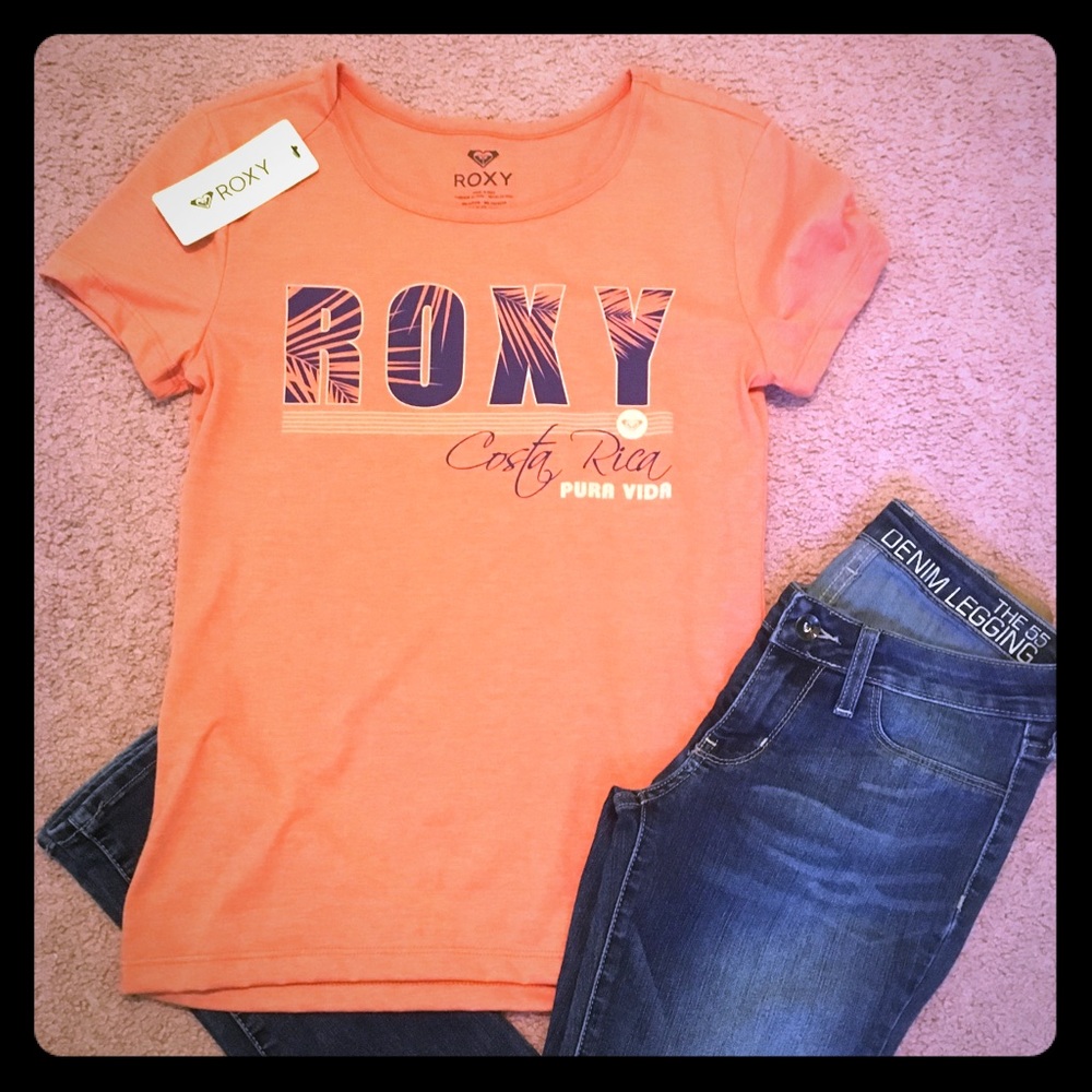 🎁GREAT GIFT IDEA🎁 NWT ROXY T-SHIRT