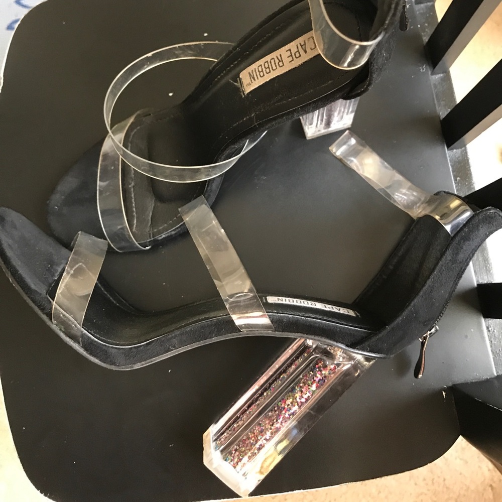 TRADED🆘‼️Cape Robbin Clear Perspex Heels - Picture 2 of 5