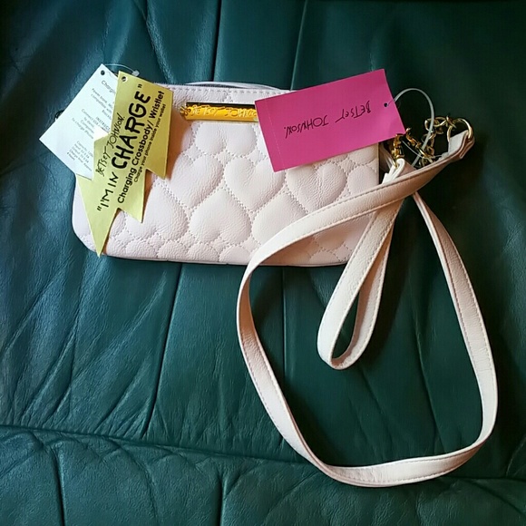 Betsey Johnson Handbags - Betsey Johnson Charging Crossbody/Wristlet