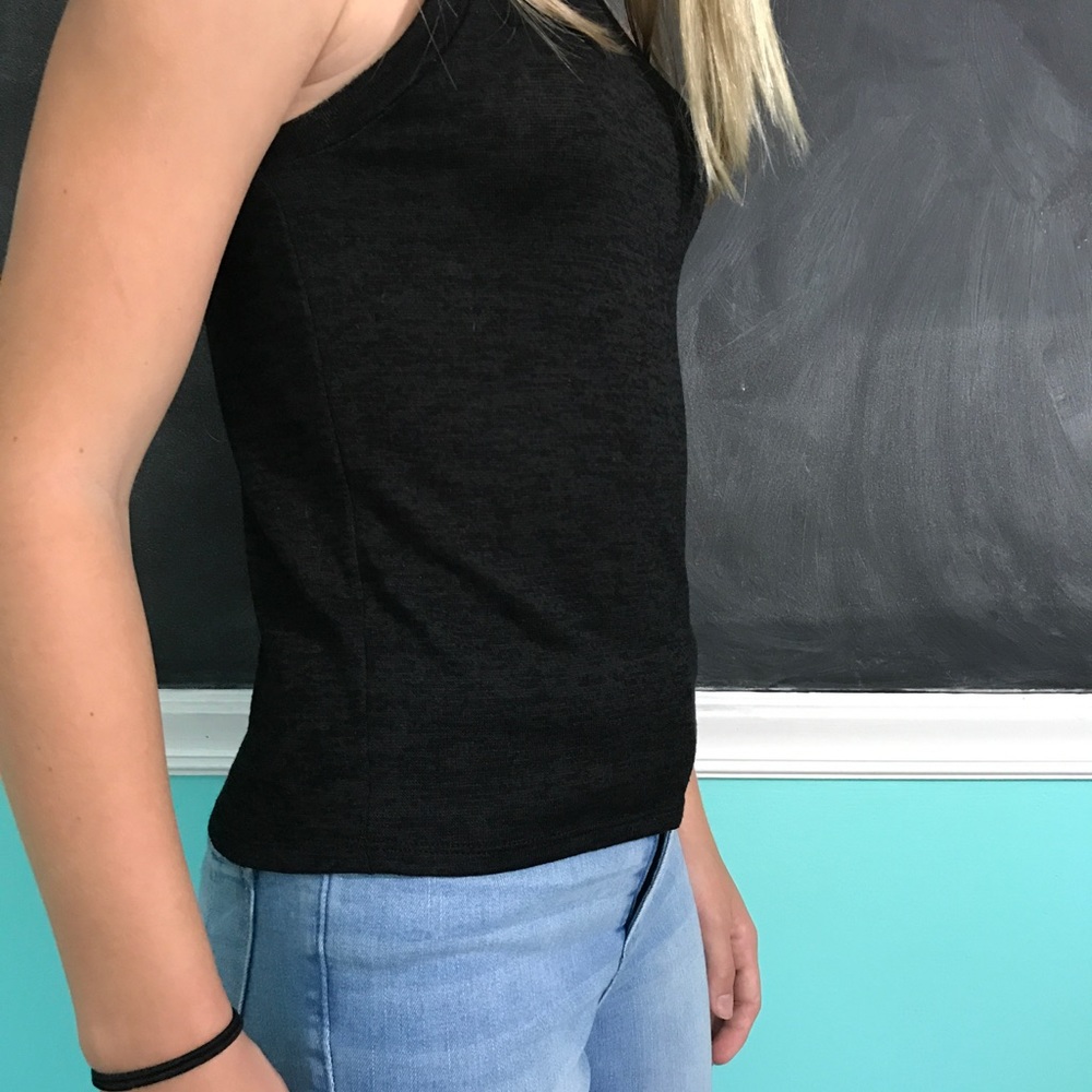 Tank top! - Picture 2 of 2