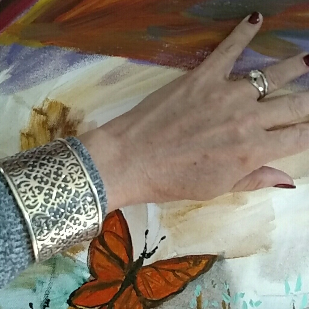 Silpada.925 Sterling heart cut cuff - Picture 4 of 4