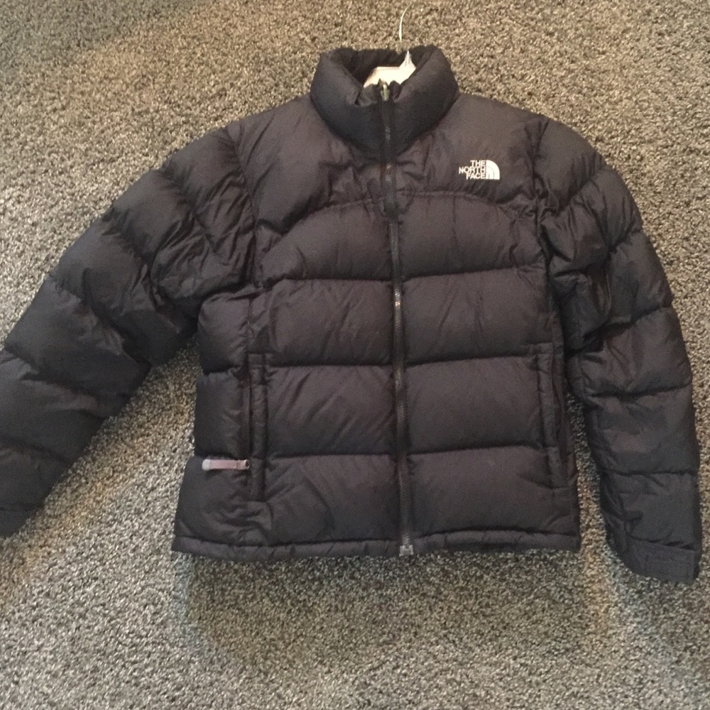 Women's puffy north face coat