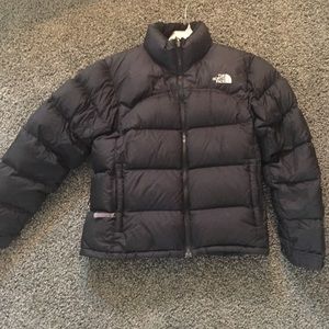 Women's puffy north face coat