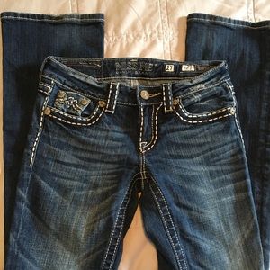 Barely worn adorable miss me jeans