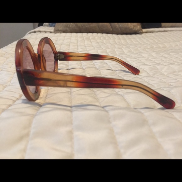 SOLD Genuine vintage 60s sunglasses - Picture 2 of 4