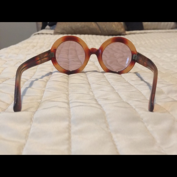 SOLD Genuine vintage 60s sunglasses - Picture 3 of 4