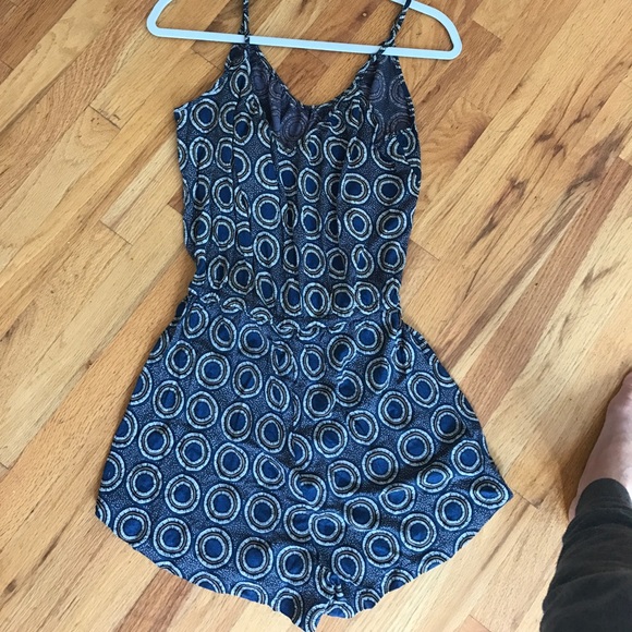 Navy patterned romper - Picture 3 of 4
