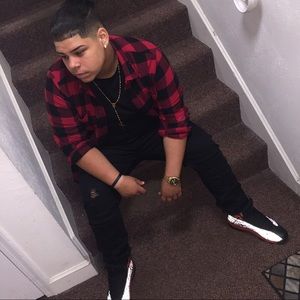 Meet your Posher, Dereck