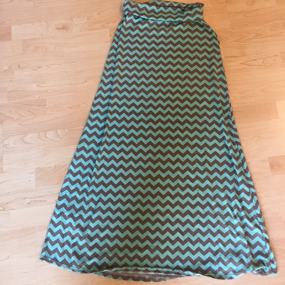 Vici chevron maxi skirt