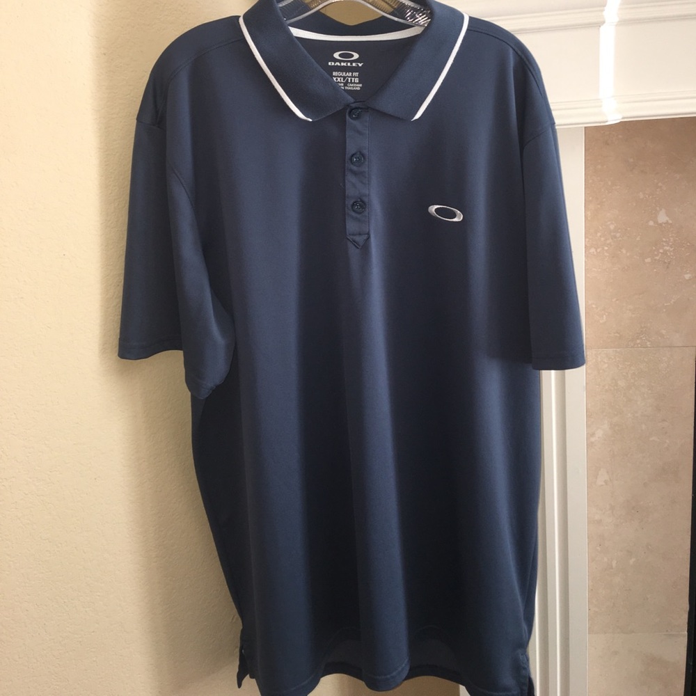 Authentic Oakley Cool Golf Shirt