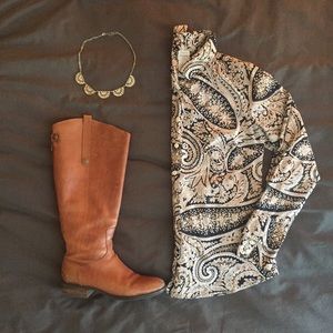J. Crew The Perfect Shirt. Black & Tan Paisley.