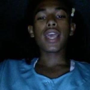 Meet your Posher, Carlos