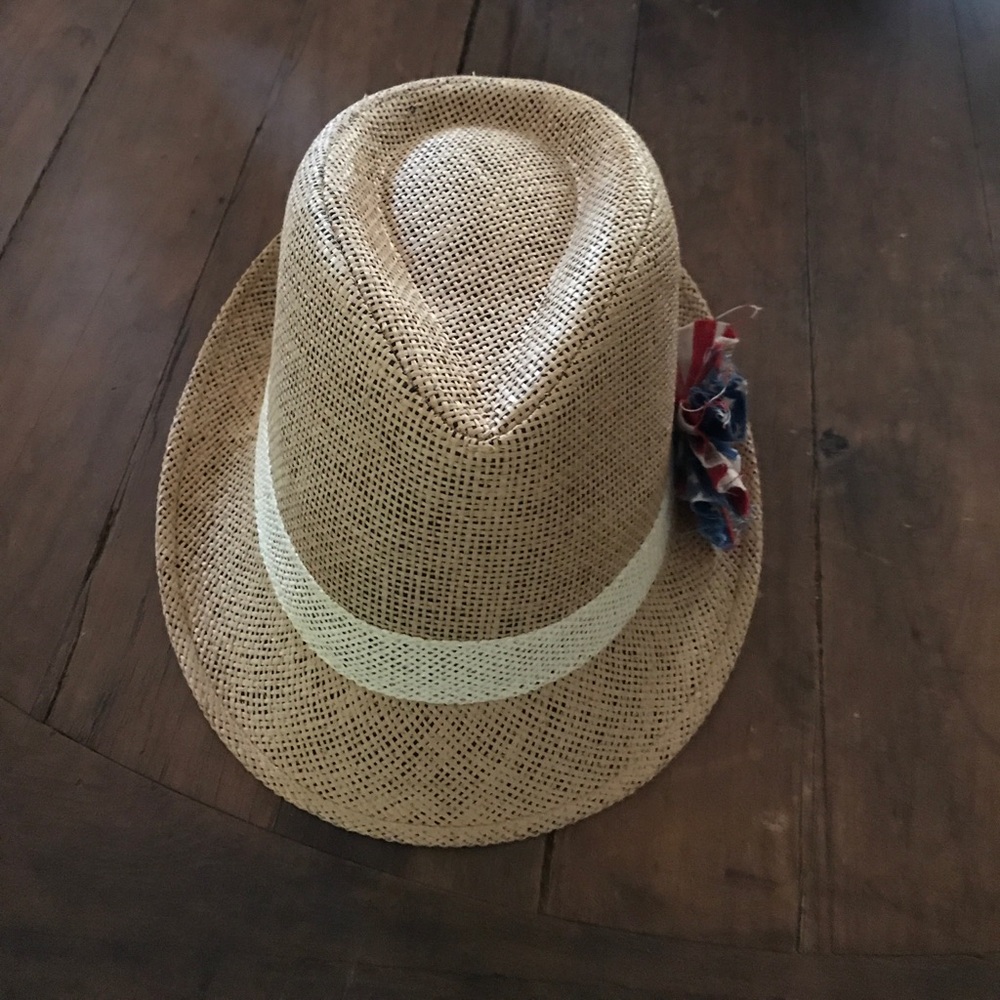 Fedora - Picture 3 of 3