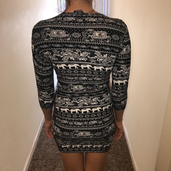 Tribal Elephant Dress - Picture 2 of 3