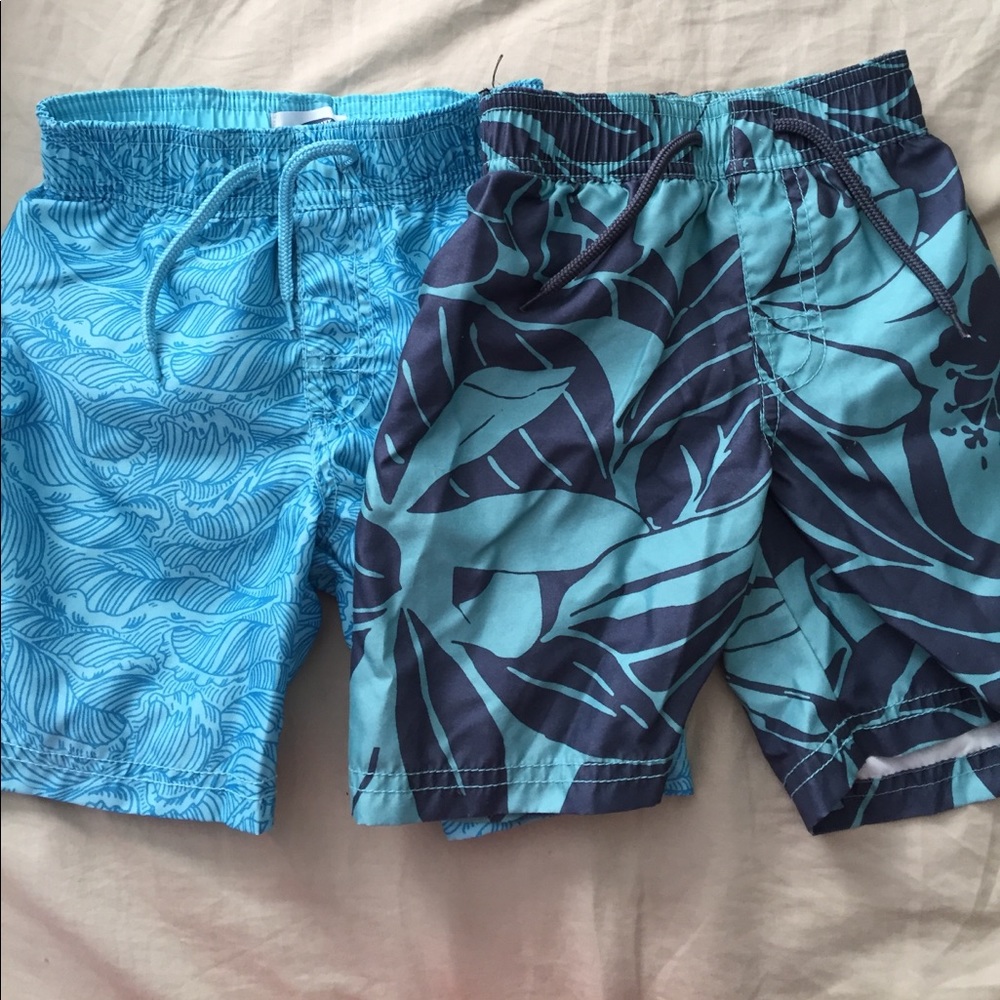Two old navy swim short